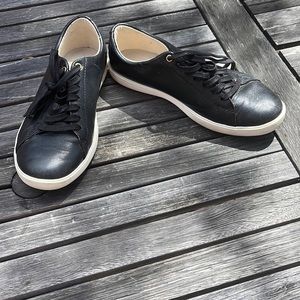 Cole Haan Grand Crosscourt Sneaker size 5.5